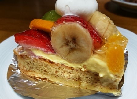 とってもカワイイケーキ屋さんでフルーツたっぷりのショートケーキ Hiiragi 愛知県江南市 たべりゃあ あそびゃあ ひろくま先生のブログ
